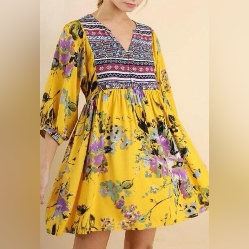 Umgee dress
Size M
NWOT